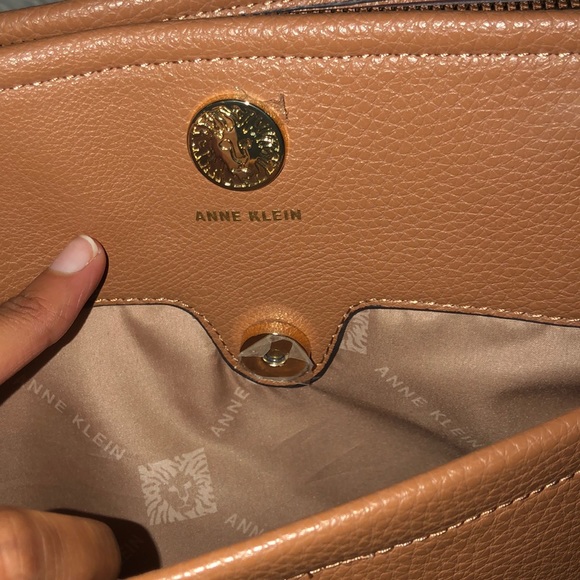 Anne Klein Purse - Picture 6 of 6
